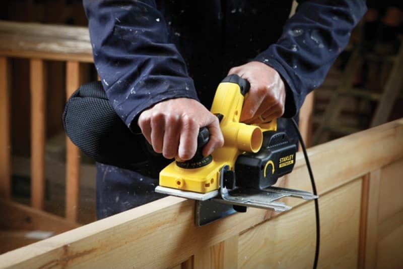 Stanley FME630K Πλάνη 750W με Σύστημα Αναρρόφησης 3