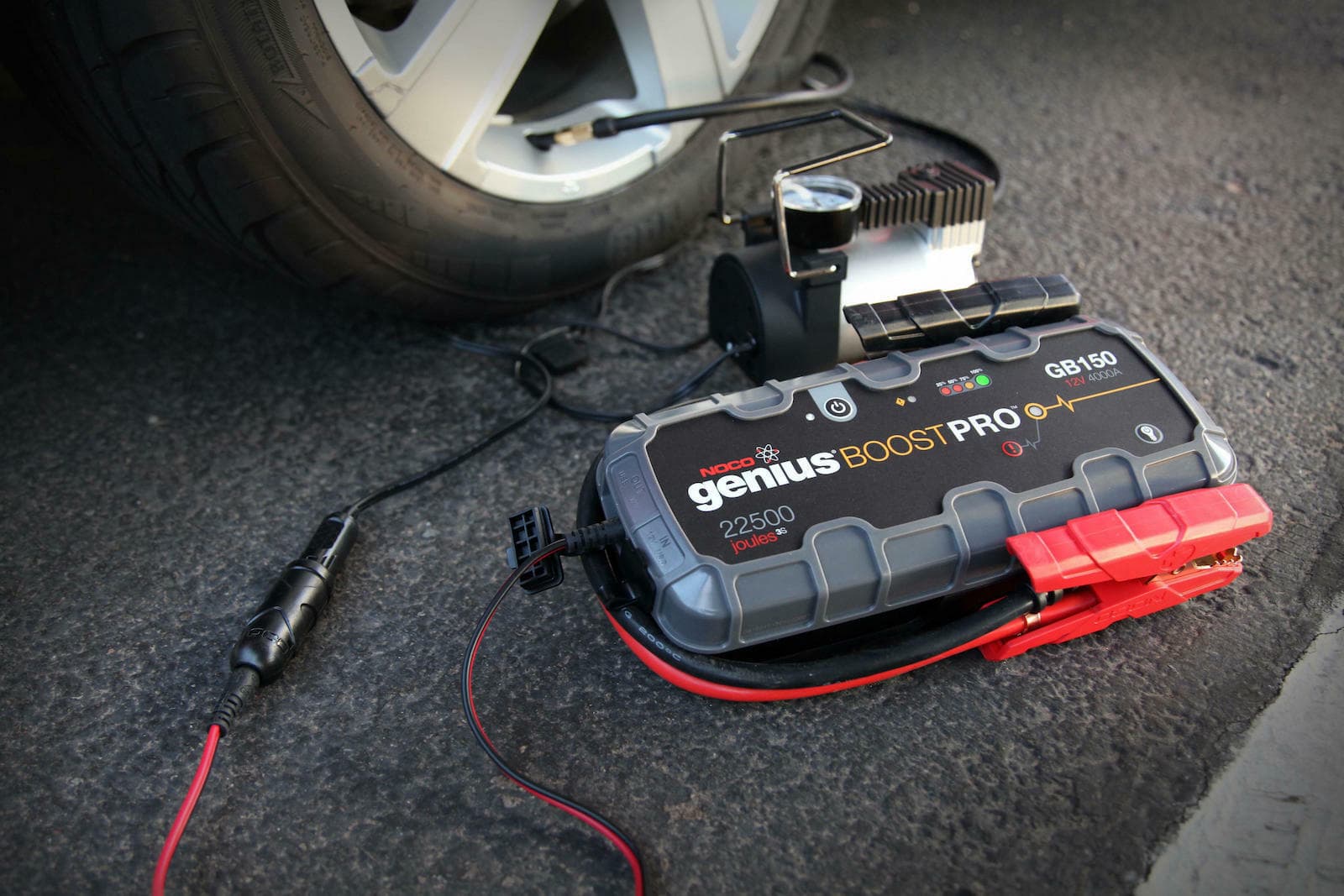 Noco Genius Boost Sport Φορητός Εκκινητής Μπαταρίας Αυτοκινήτου & Μοτοσυκλέτας 3000A με Power Bank / USB 12V GB150 5