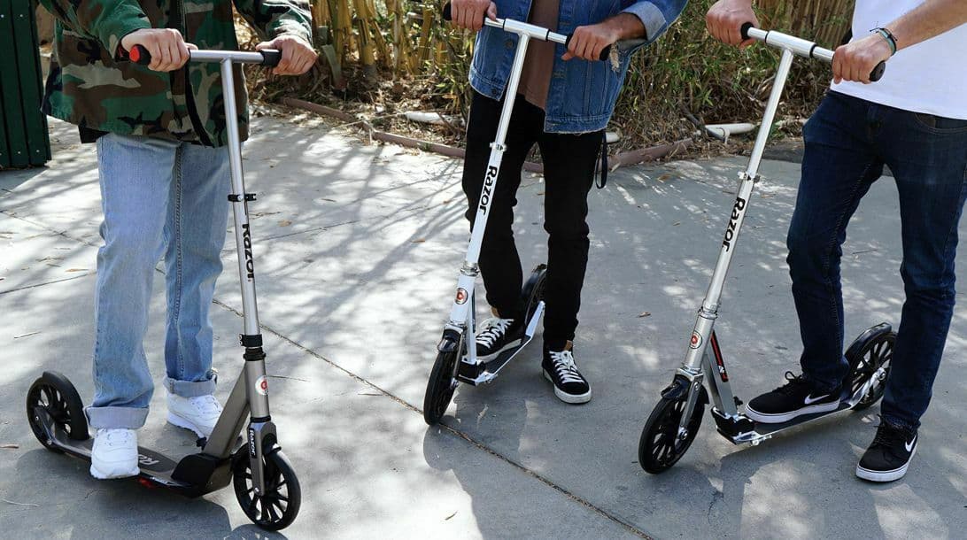 Razor Παιδικό Πατίνι Αναδιπλούμενο A5 Lux Δίτροχο Ασημί 13073001 8