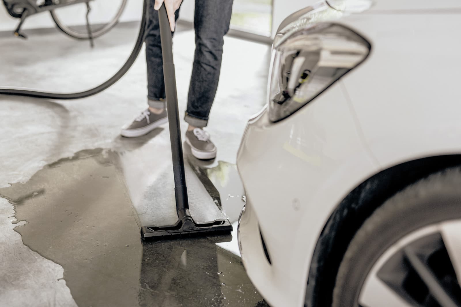 Karcher WD 4 V-20/5/22 Σκούπα Υγρών / Στερεών 1000W με Πλαστικό Κάδο 20lt 3