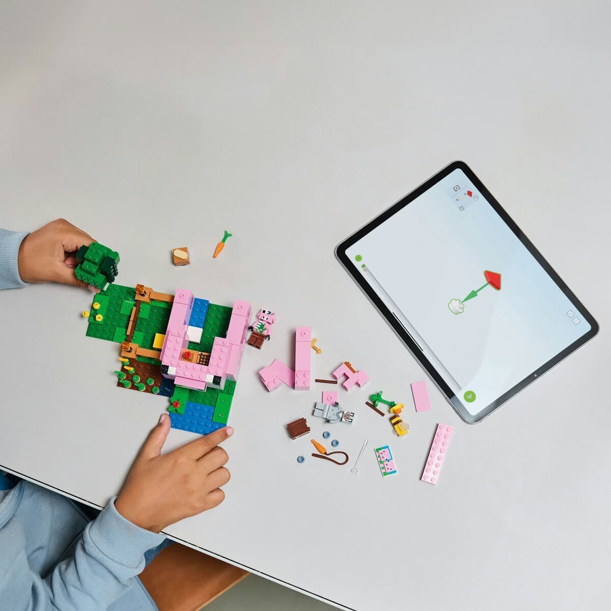 LEGO Minecraft The Baby Pig House για 7+ Ετών 238τμχ 21268 12