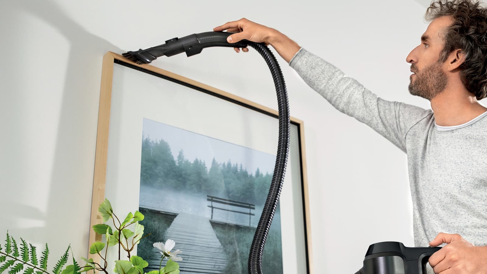 Bosch Unlimited 7 Επαναφορτιζόμενη Σκούπα 2 σε 1 Stick & Χειρός 18V Μαύρη 26