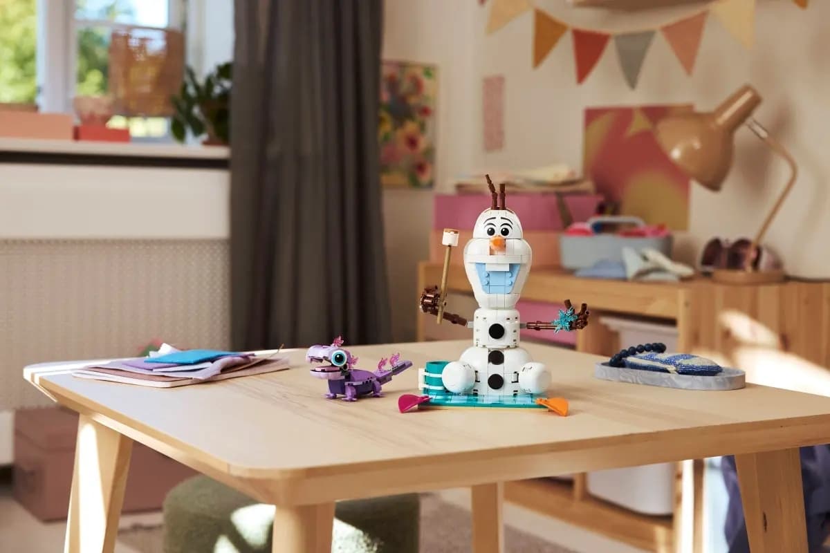 LEGO Disney Olaf and Bruni’s Picnic Fun για 7+ Ετών 478τμχ 43287 9