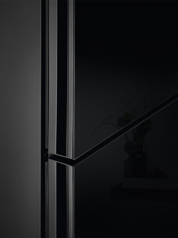 Electrolux Ψυγειοκαταψύκτης 367lt NoFrost Υ201xΠ59.5xΒ66.2εκ. Μαύρος LNT7ME36K2 5