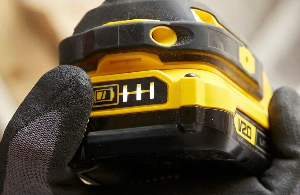 Stanley Fatmax Κατσαβίδι Μπαταρίας Brushless 18V 2x2Ah 6