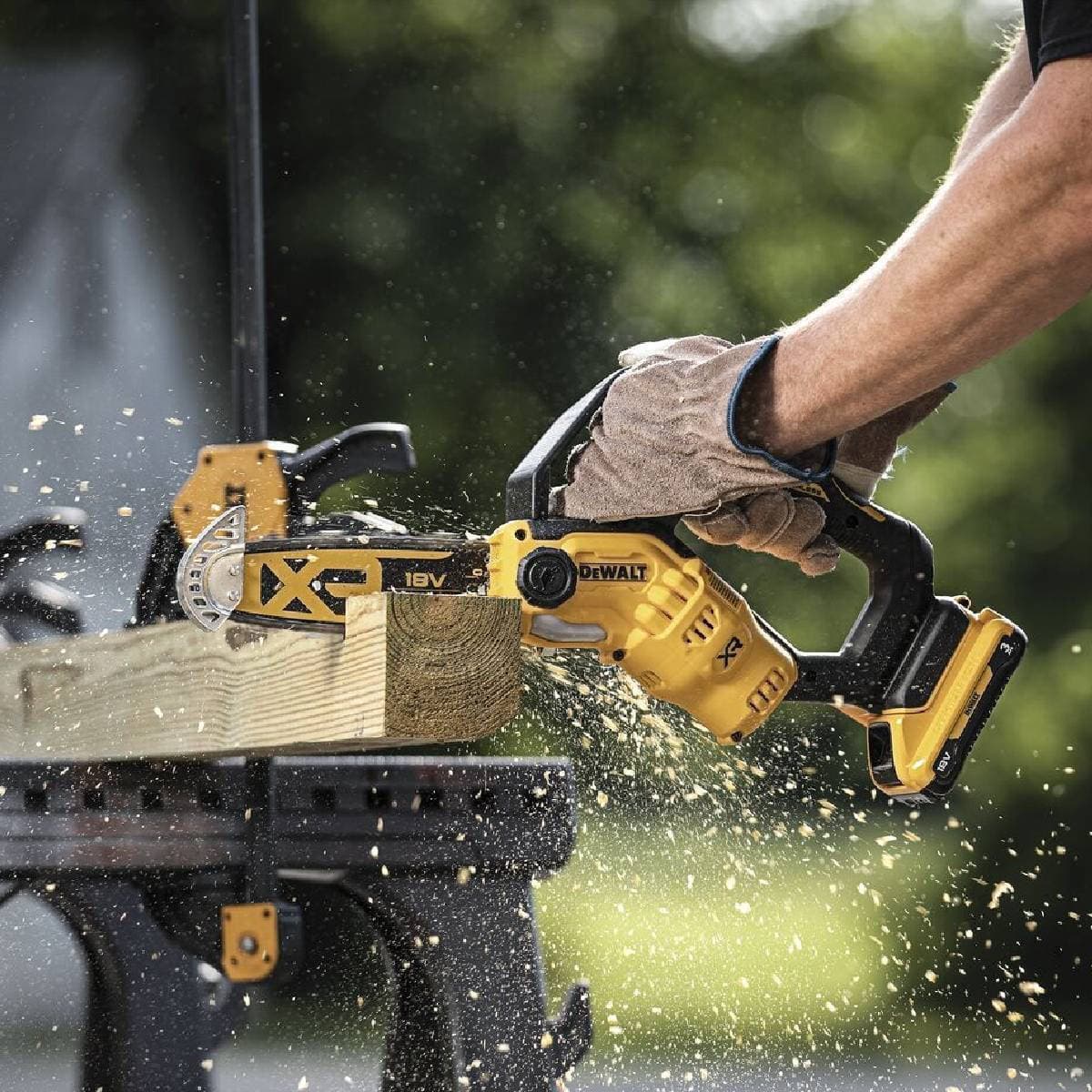 DEWALT Κλαδευτικό Αλυσοπρίονο Μπαταρίας Solo Brushless 18V 2.1kg με Λάμα 20cm DCMPS520N 11