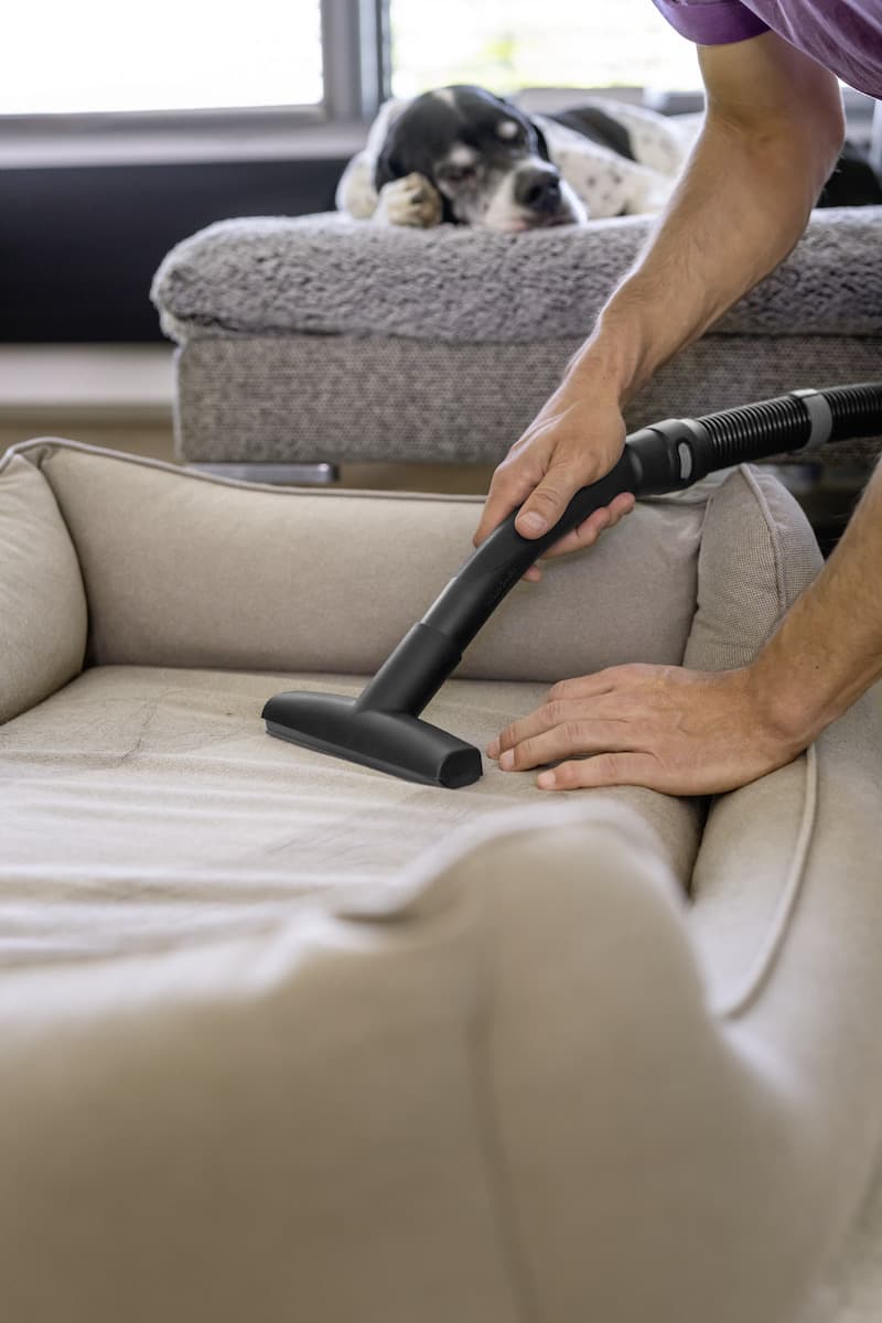 Karcher WD 2 Plus V-12 4 18 Σκούπα Υγρών / Στερεών 1000W με Πλαστικό Κάδο 12lt Κίτρινη 8