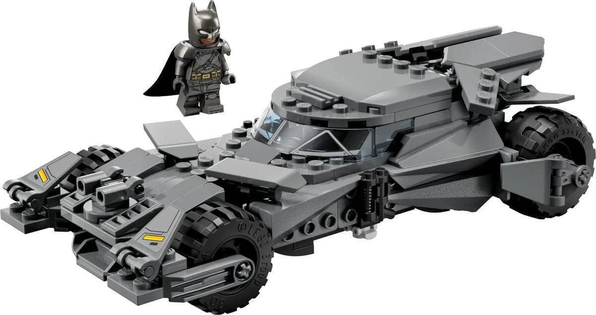 LEGO Super Heroes Batman v Superman™ Batmobile™ για 9+ Ετών 220τμχ 76331 2