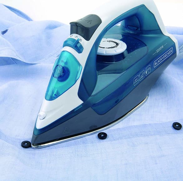 Black & Decker BXIR2200E Σίδερο Ατμού 2200W με Ανοξείδωτη Πλάκα και Συνεχόμενη Παροχή 30gr/min 4
