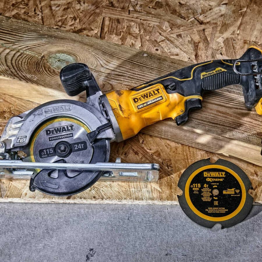 DEWALT DCS571NT Δισκοπρίονο Brushless 18V Solo με Σύστημα Αναρρόφησης 7