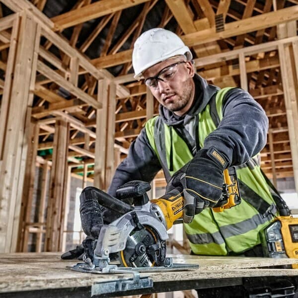 DEWALT DCS571NT Δισκοπρίονο Brushless 18V Solo με Σύστημα Αναρρόφησης 9