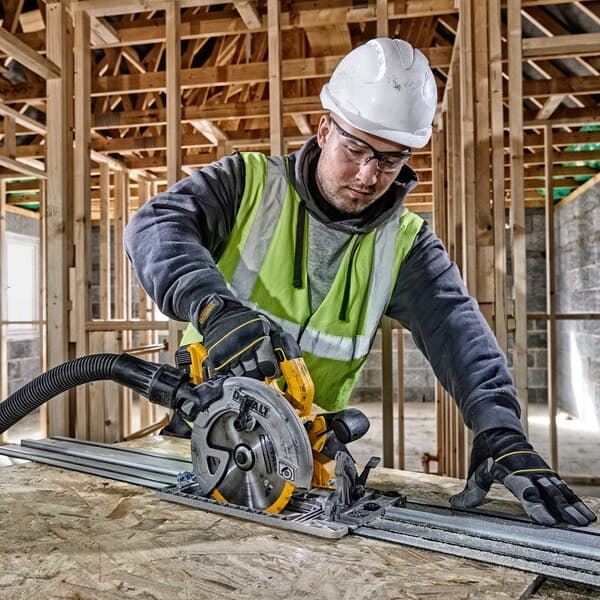 DEWALT DCS572NT Δισκοπρίονο 18V Solo με Σύστημα Αναρρόφησης 5