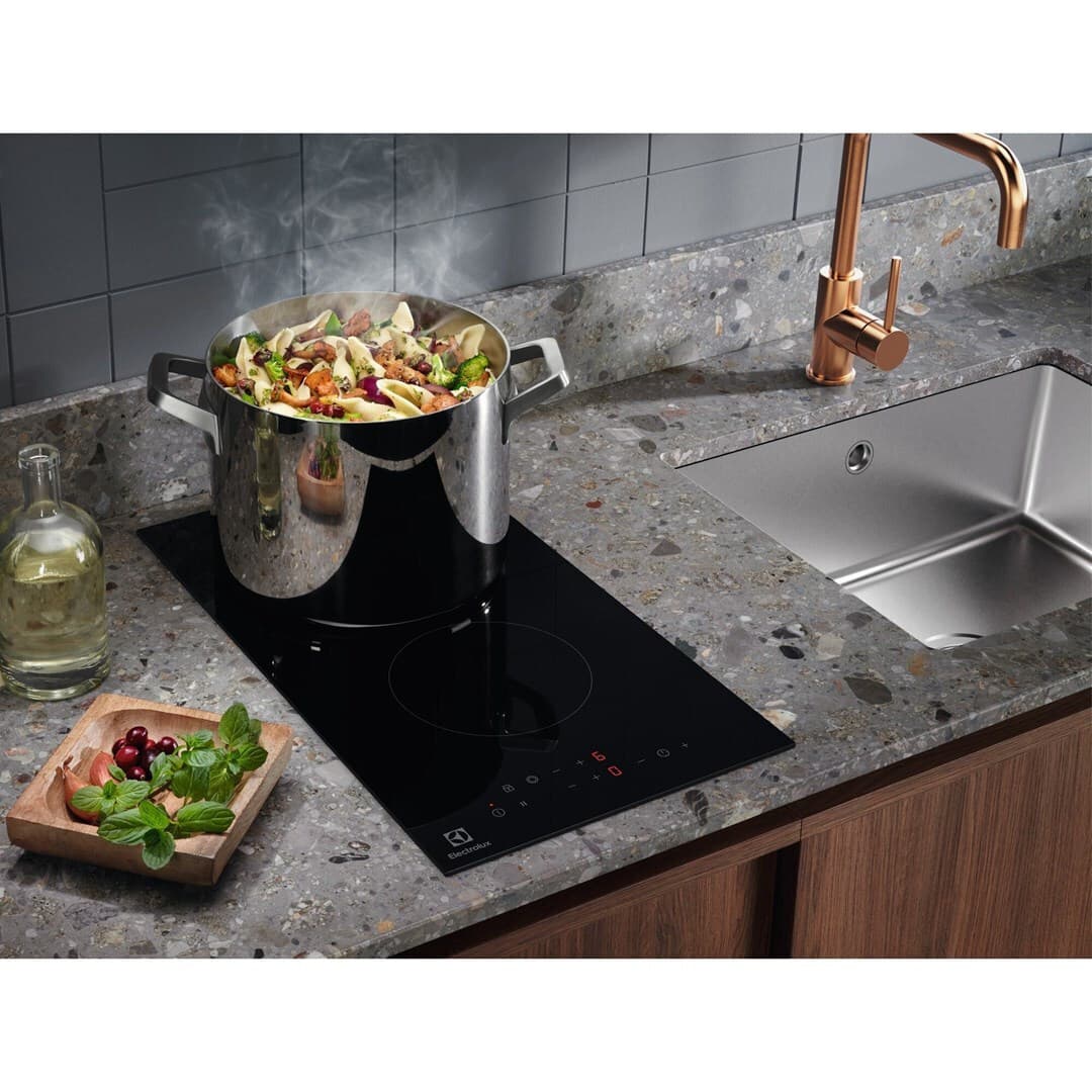 Electrolux Domino Κεραμική Εστία Αυτόνομη 52x29εκ. LHR3233CK