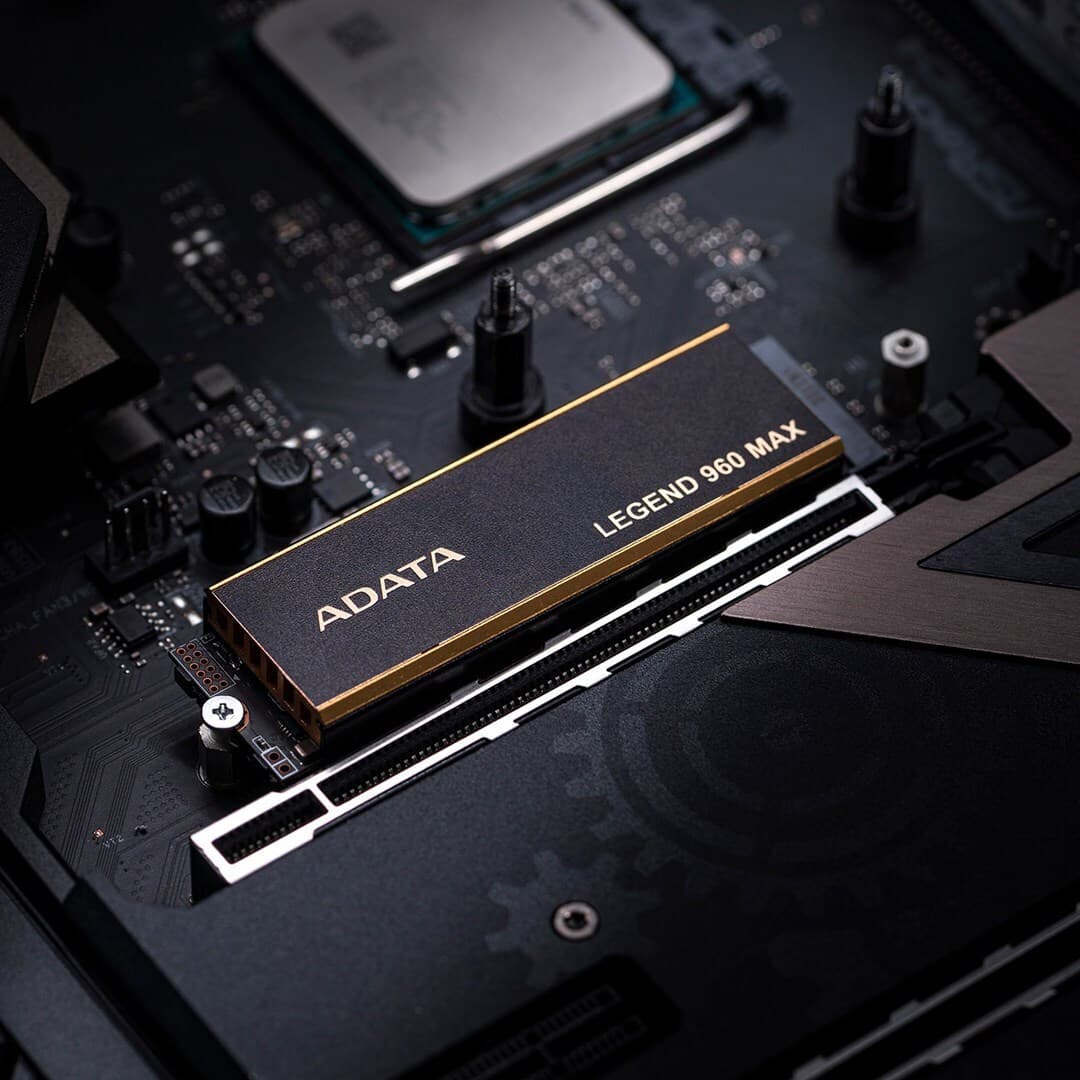 Adata Legend 960 MAX SSD 1TB τύπου M.2 με σύνδεση PCI Express 4.0 και Ψύκτρα ALEG-960M-1TCS 8
