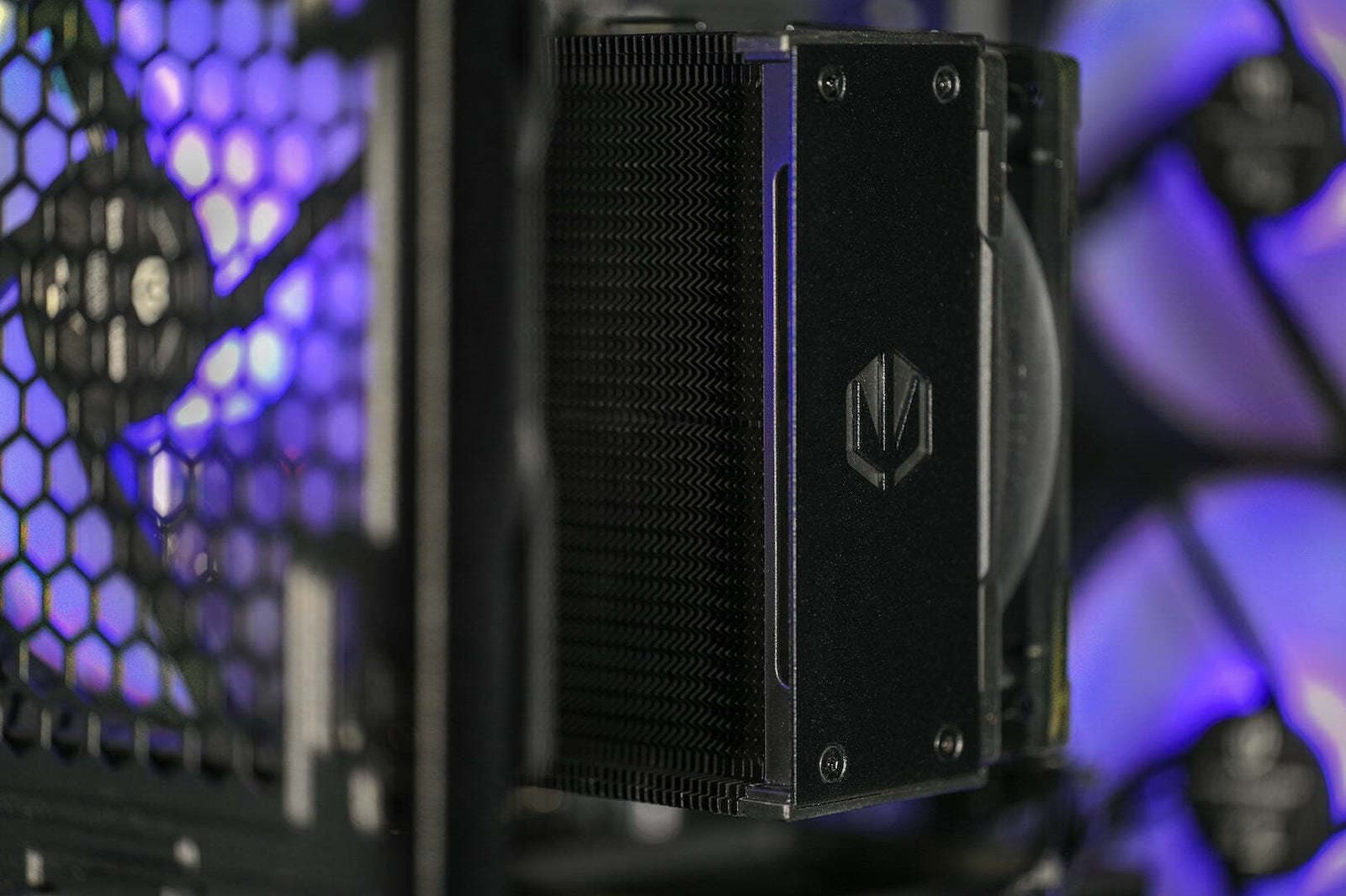 Actina Gaming Desktop PC (Ryzen 7-8400F/32GB DDR5/1TB SSD/Arc B580/No OS) 6