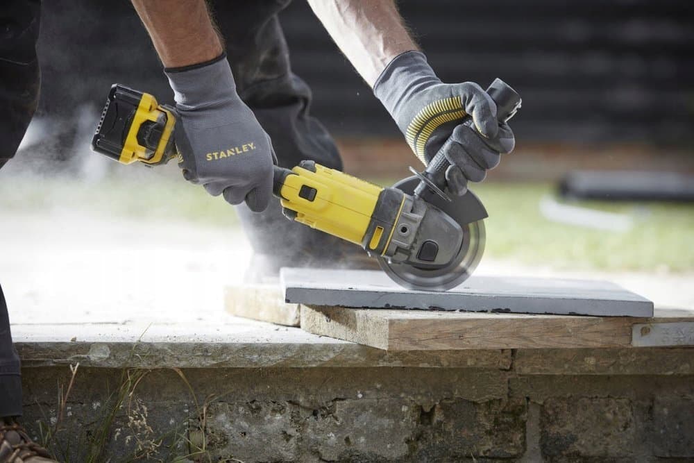 Stanley Fatmax Σετ Κρουστικό Δραπανοκατσάβιδο 18V με 2 Μπαταρίες 4Ah και Θήκη 4