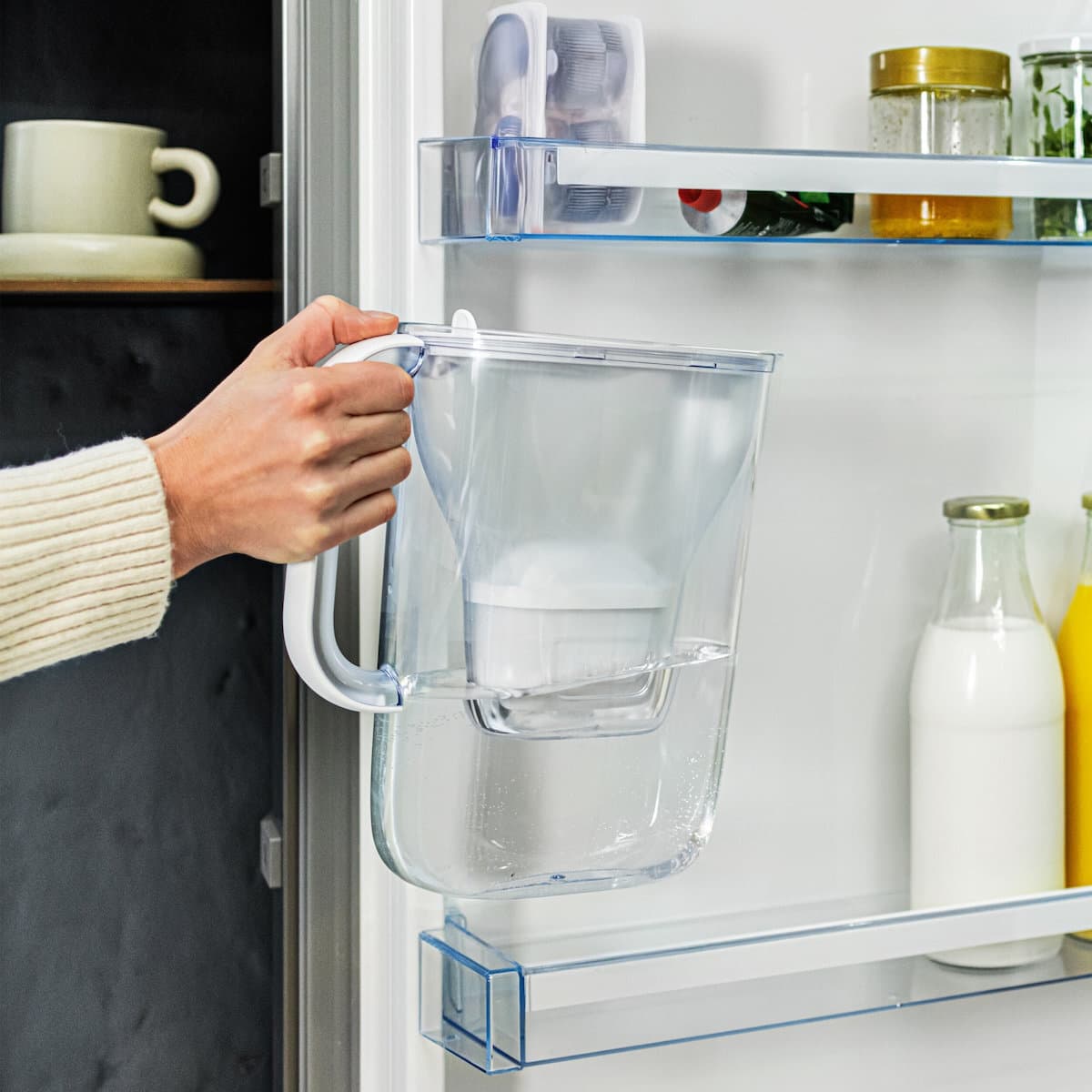 Brita Style Essential Κανάτα Σερβιρίσματος Πλαστική White με Φίλτρο 2400ml 5