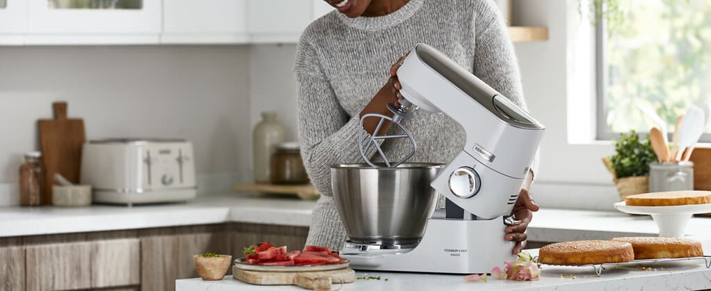 Kenwood Titanium Chef Baker Κουζινομηχανή 1200W με Ανοξείδωτο Κάδο 5lt Λευκή 10