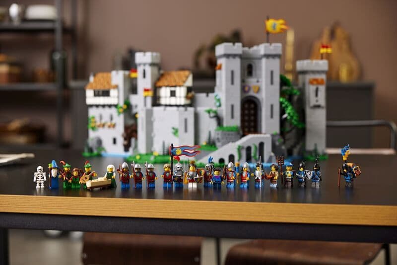 LEGO Castle Lion Knights' Castle για 18+ Ετών 4514τμχ 10305 11