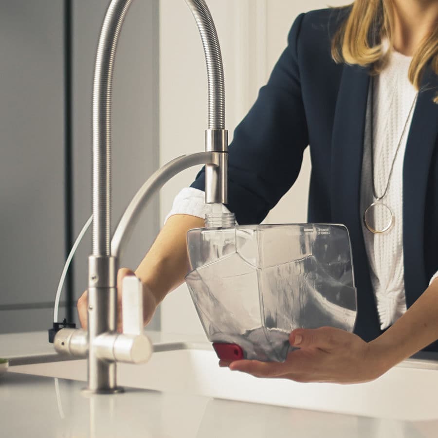 Bissell 1558N Σκούπα Υγρών / Στερεών 750W με Πλαστικό Κάδο 3.5lt 8