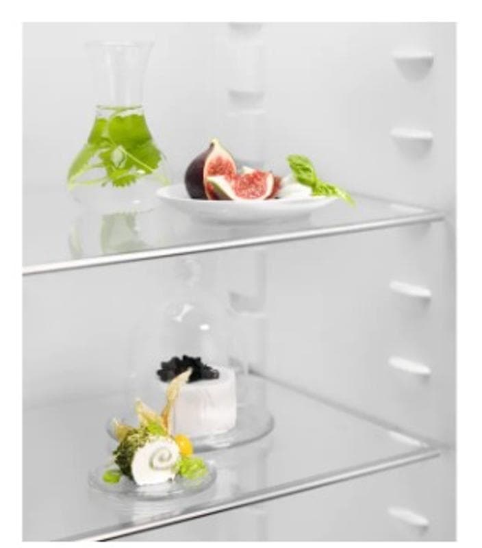 Electrolux Εντοιχιζόμενο Mini Bar 208lt Υ121.8xΠ54.8xΒ54.9εκ. Λευκό LRB3AE12S 2