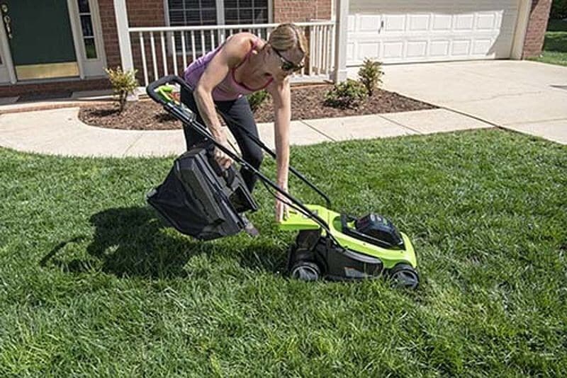 Greenworks GD24LM33K4 Μηχανή Γκαζόν Μπαταρίας 24V 2516107UB 2