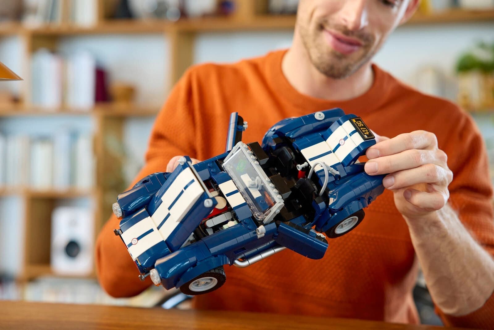 LEGO Icons Shelby Cobra 427 S/C για 18+ Ετών 1241τμχ 10357 9