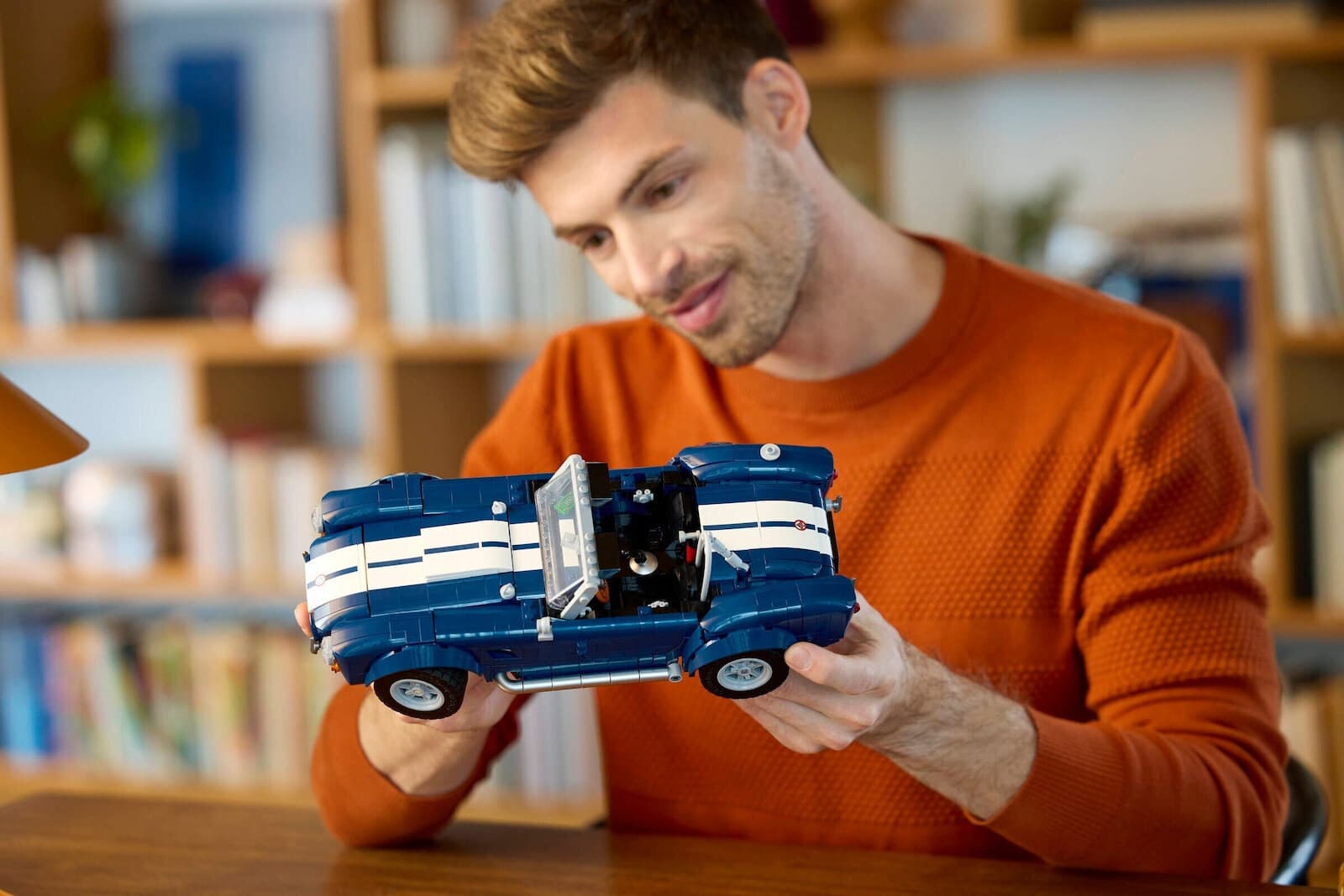 LEGO Icons Shelby Cobra 427 S/C για 18+ Ετών 1241τμχ 10357 13