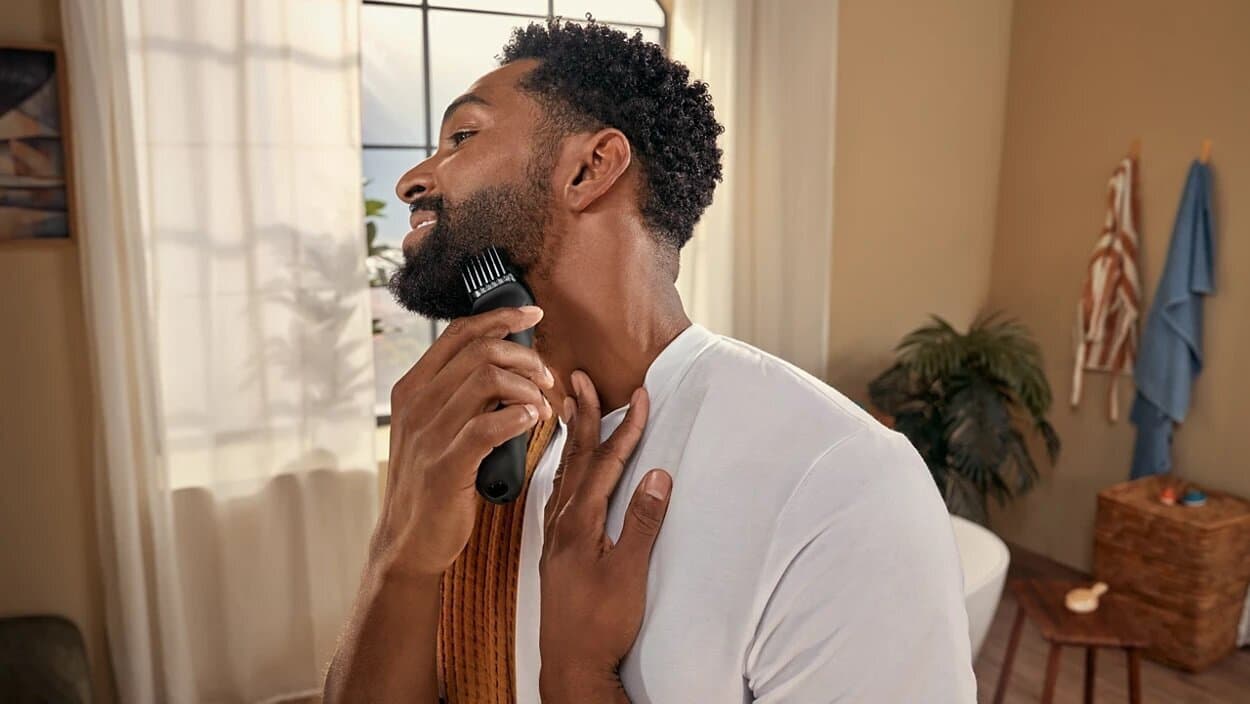 Philips Beardtrimmer 5000 Σετ Επαναφορτιζόμενης Κουρευτικής Μηχανής Μαύρο BT5780/15 5