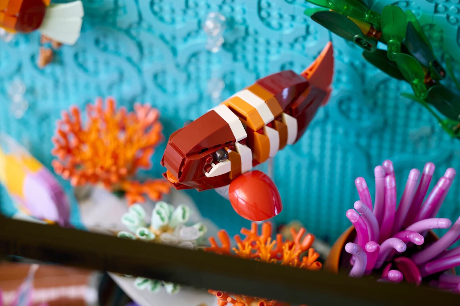 LEGO Icons Tropical Aquarium για 18+ Ετών 4154τμχ 10366 5